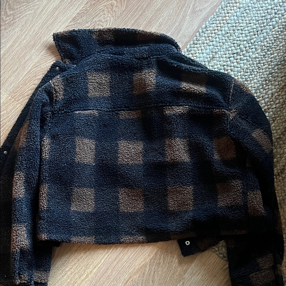 H&M Black and Brown Teddy Jacket - Picture 7 of 7